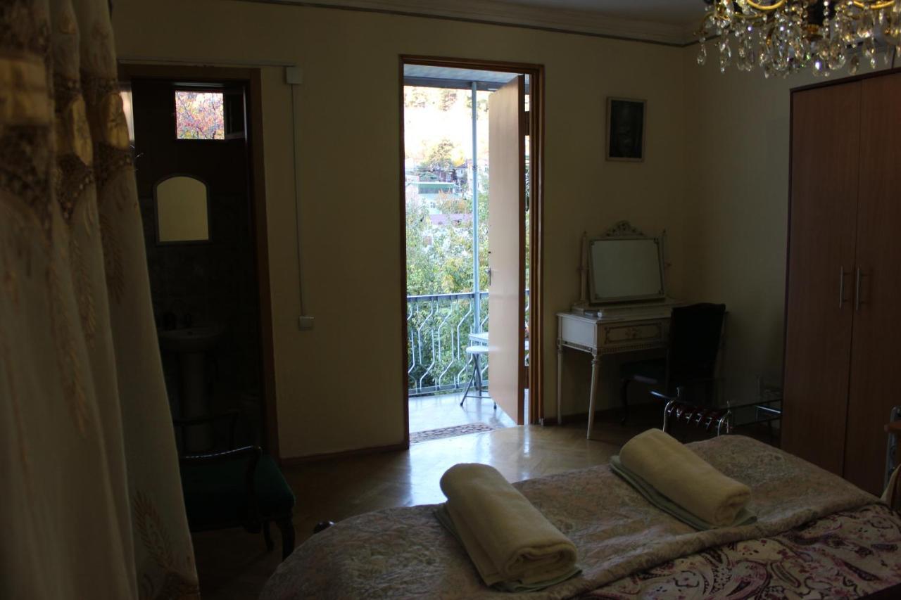Old District Guest House Tbilisi Exterior photo